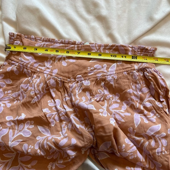 Aerie Floral Print Women's Flowy Jogger Style Pants Sz M Bronze Brown - Picture 14 of 14